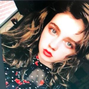 Meet your Posher, Lexie